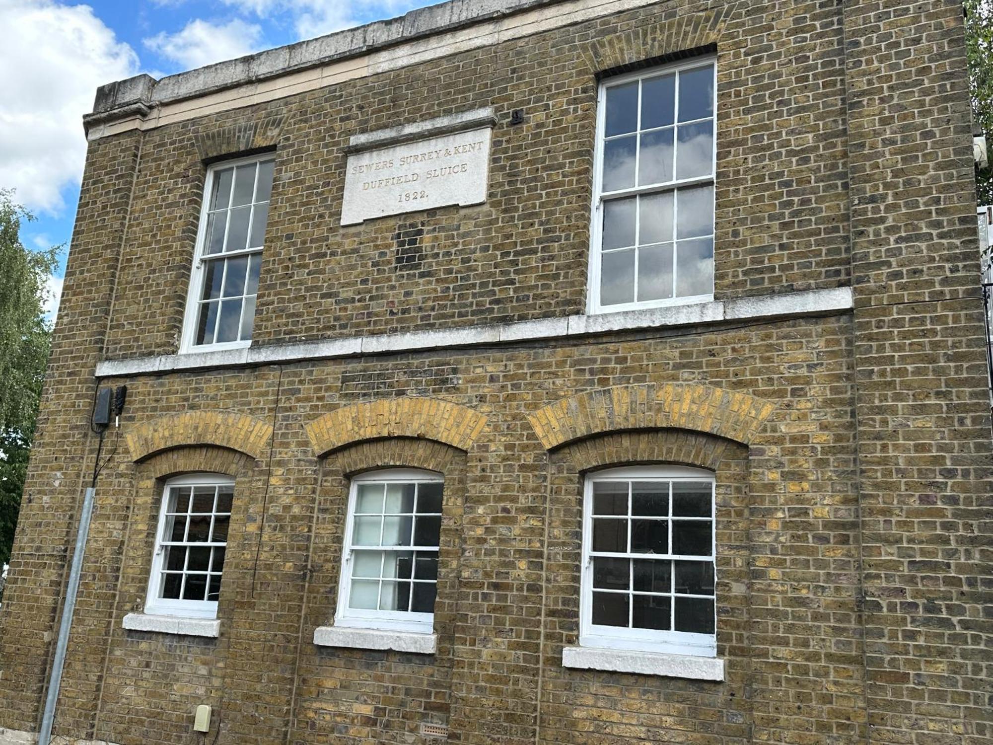 Tower Bridge Roof Jacuzzi Boutique Parking *